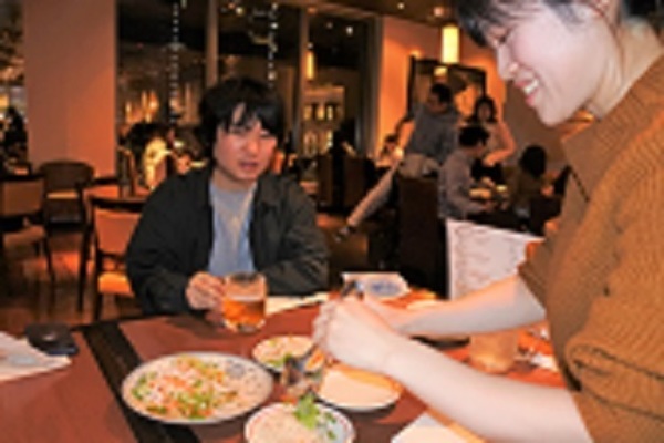 東京駅丸の内でアジア料理 つなげーと 掲載サークル数日本一 サークルメンバー募集中 社会人の為のサークル活動支援プラットフォーム つなげーと