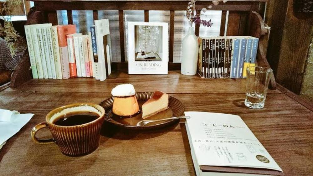 喫茶店で一緒に読書をしませんか？