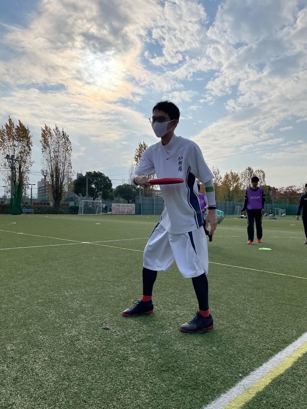 フリスビーを使った紳士的なスポーツ