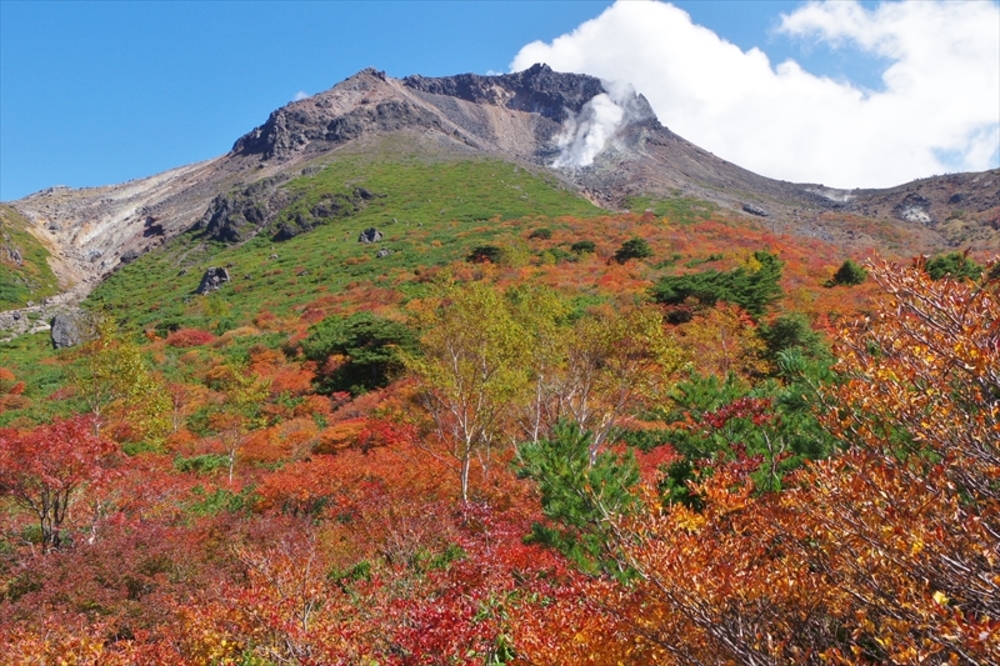 【10月24日(土) 】秋の那須を楽しむ・南月山トレッキング企画