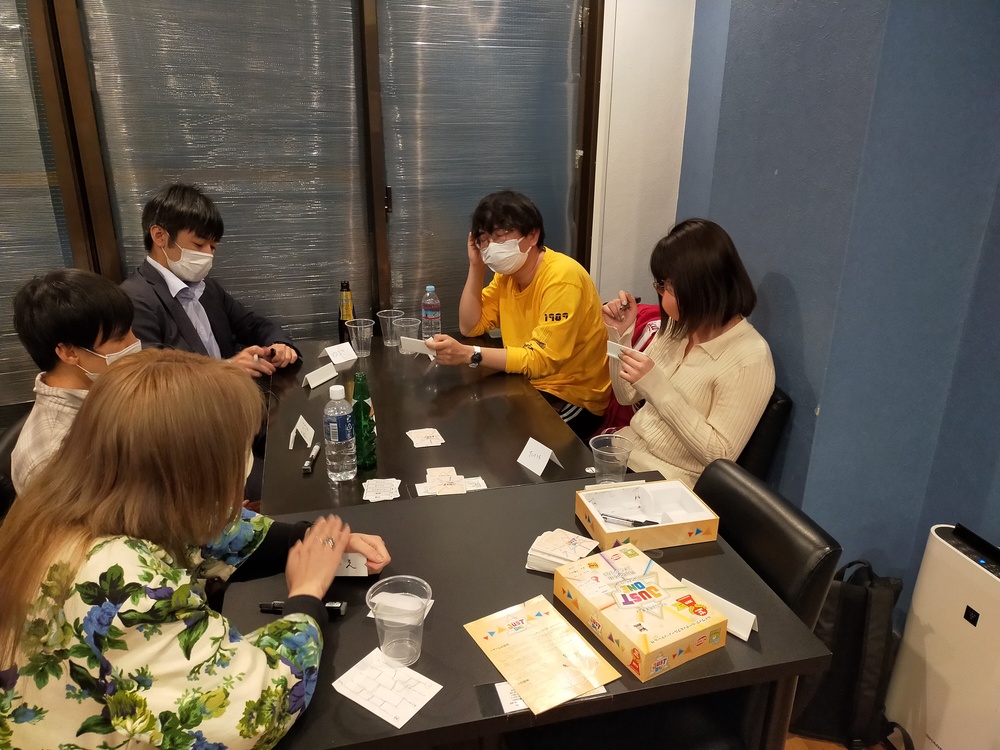 〈初心者でも楽しめる!〉第33回平日夜にボードゲームカフェでゲームを楽しもう❗