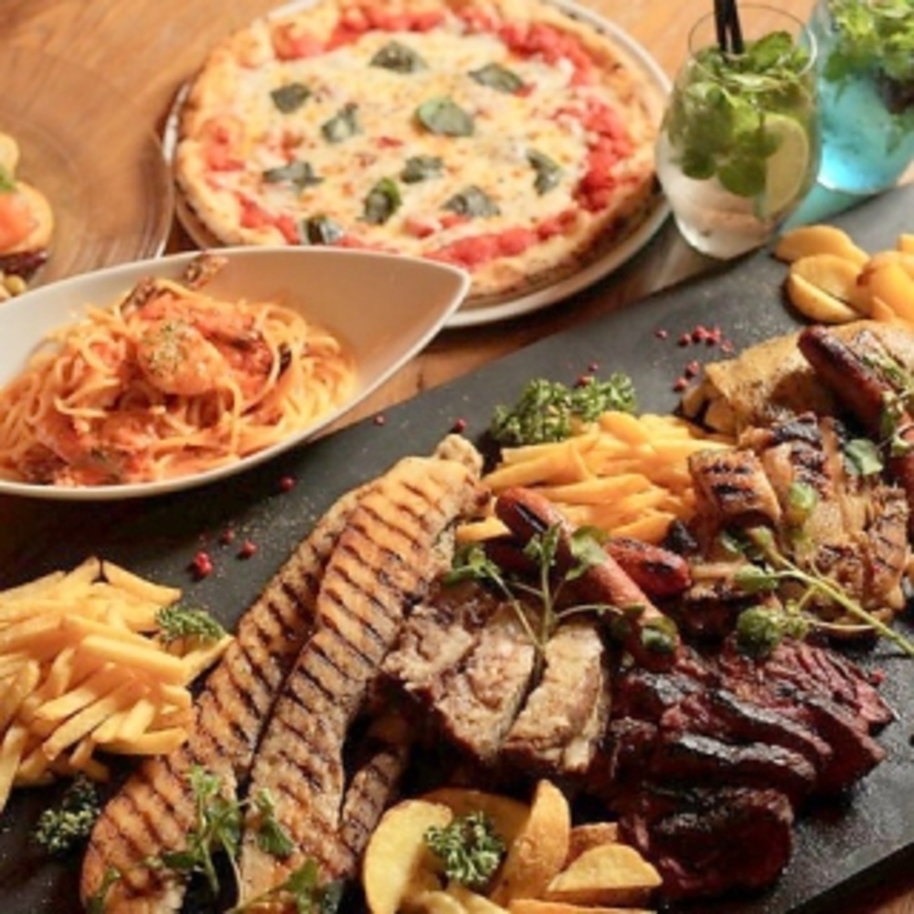美味しいお店を巡ろう!今回のテーマは「ダイニングバーでオシャレランチ✨」