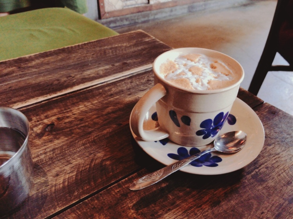 カフェで一緒に読書しませんか?雑談もOK🙆♂️