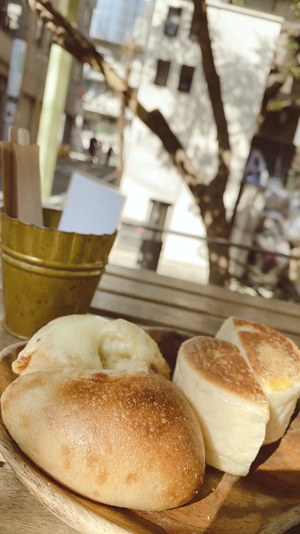 【夏カフェver☕️】
旅行は行きたいけど行けない🙋♂️
帰省したいけど帰れない🙋♂️
予定がなくなった🙋♂️
カフェで1日をゆったりとスタートしませんか?😄