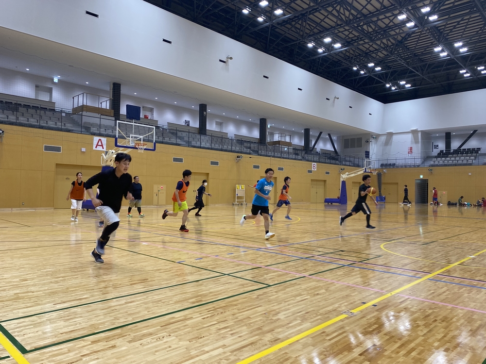 11/14 日曜日 15~18時　体育の授業のような[ゆるバスケ！]  in 稲永スポーツセンター